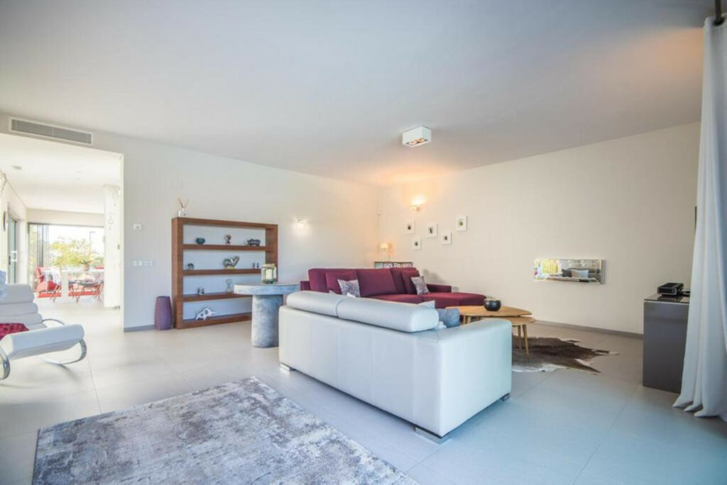 Detached Villa Las Colinas Golf Alicante - image 21