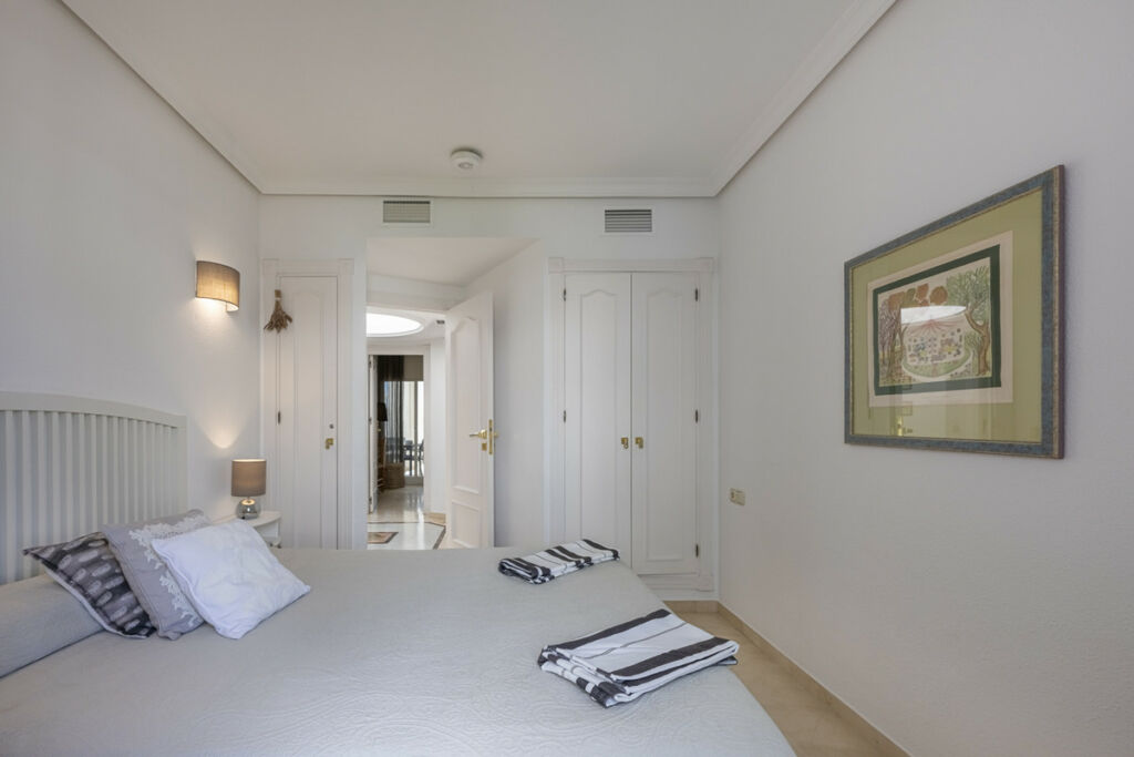Penthouse Duplex Estepona Málaga - image 25