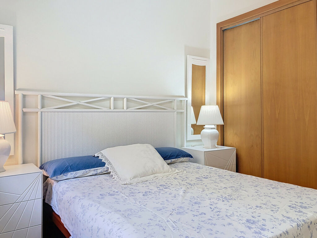 Middle Floor Apartment Estepona Málaga - image 25