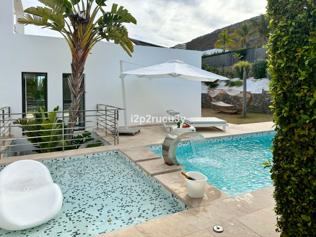 Detached Villa Javea Alicante - image 25