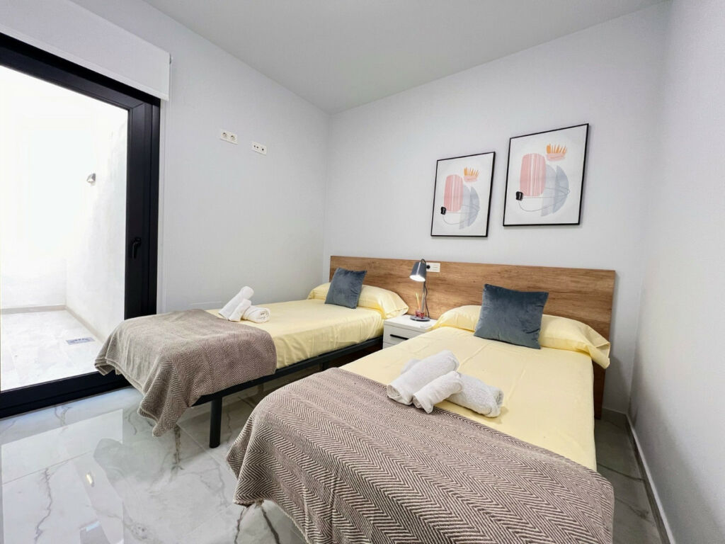 Ground Floor Apartment Los Altos Alicante - image 25