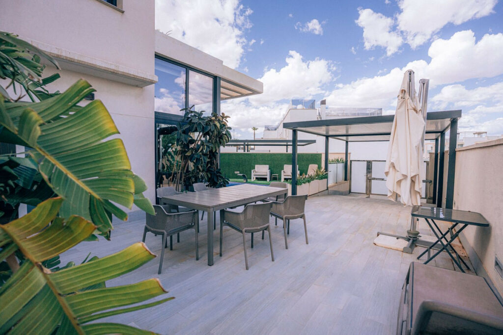 Detached Villa Lomas de Cabo Roig Alicante - image 25