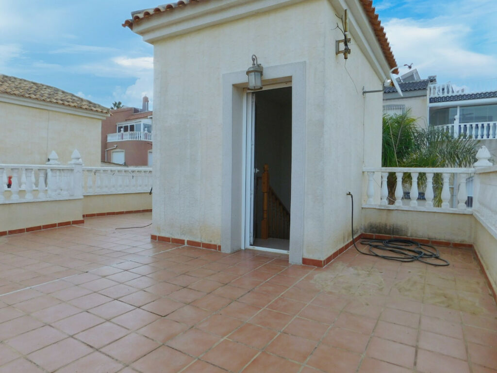 Detached Villa Ciudad Quesada Alicante - image 25