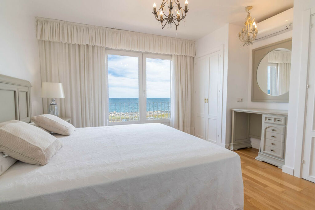 Townhouse Estepona Málaga - image 25