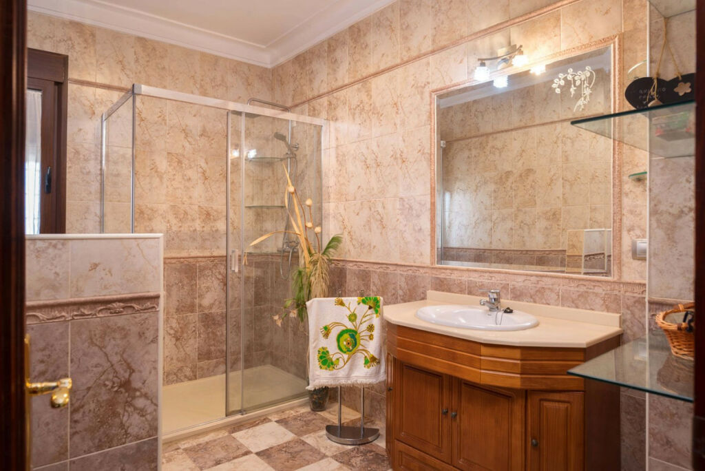 Detached Villa Antequera Málaga - image 25