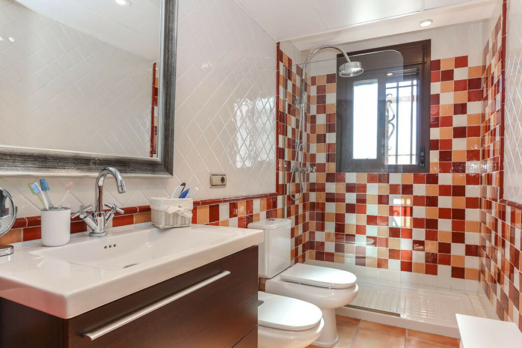 Detached Villa Guaro Málaga - image 26