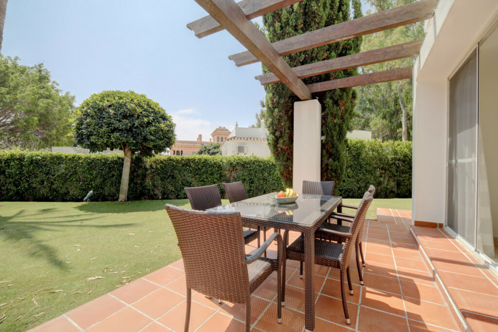 Ground Floor Apartment Estepona Málaga - image 26