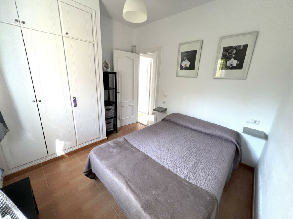 Detached Villa Canillas de Aceituno Málaga - image 26