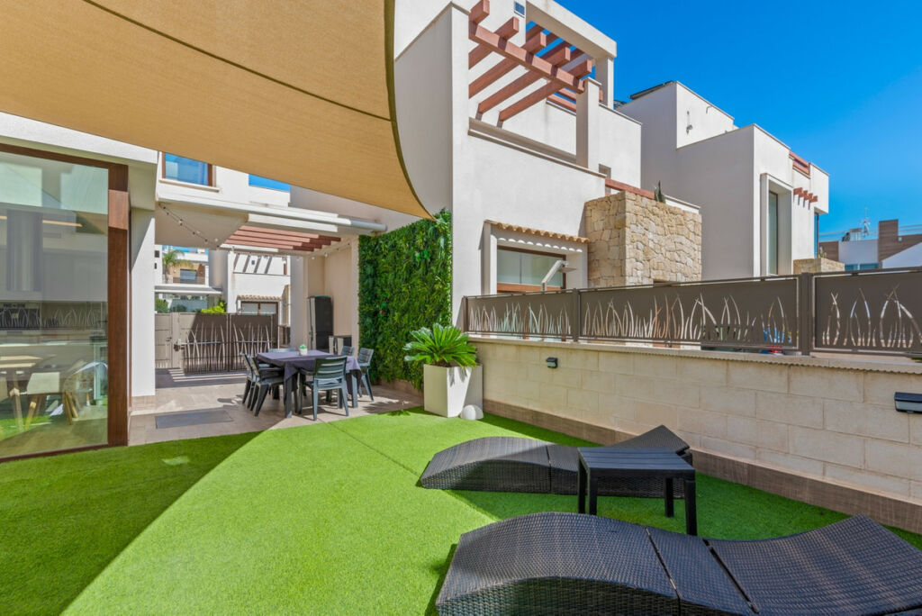Detached Villa Ciudad Quesada Alicante - image 26
