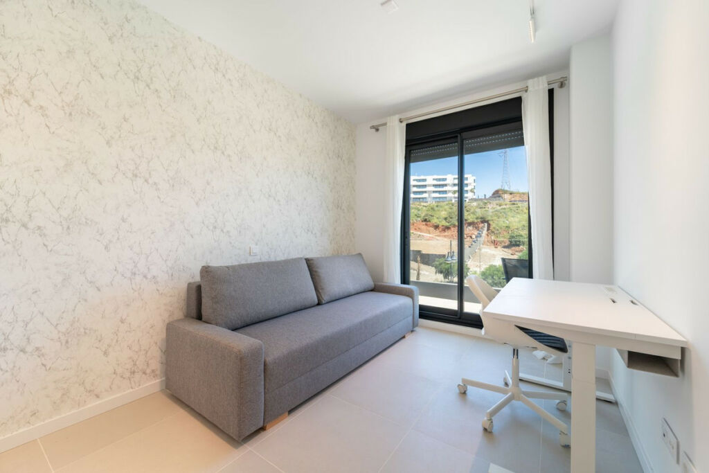 Middle Floor Apartment Fuengirola Málaga - image 26