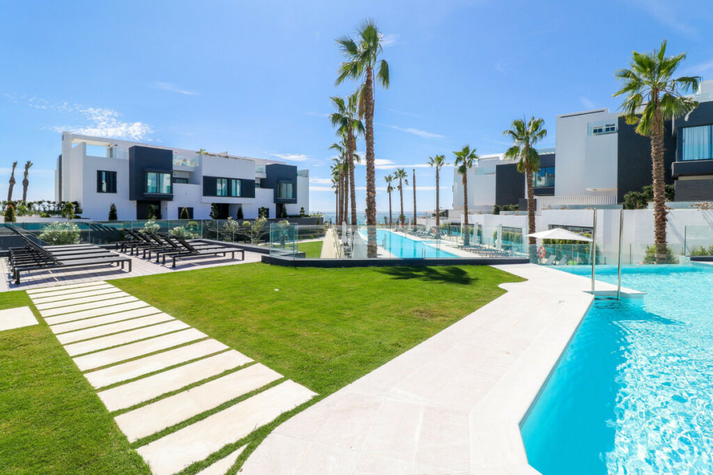 Townhouse Estepona Málaga - image 26
