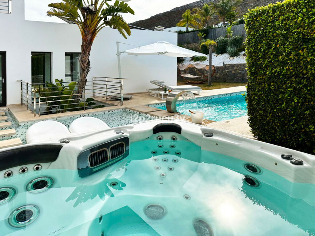 Detached Villa Javea Alicante - image 26
