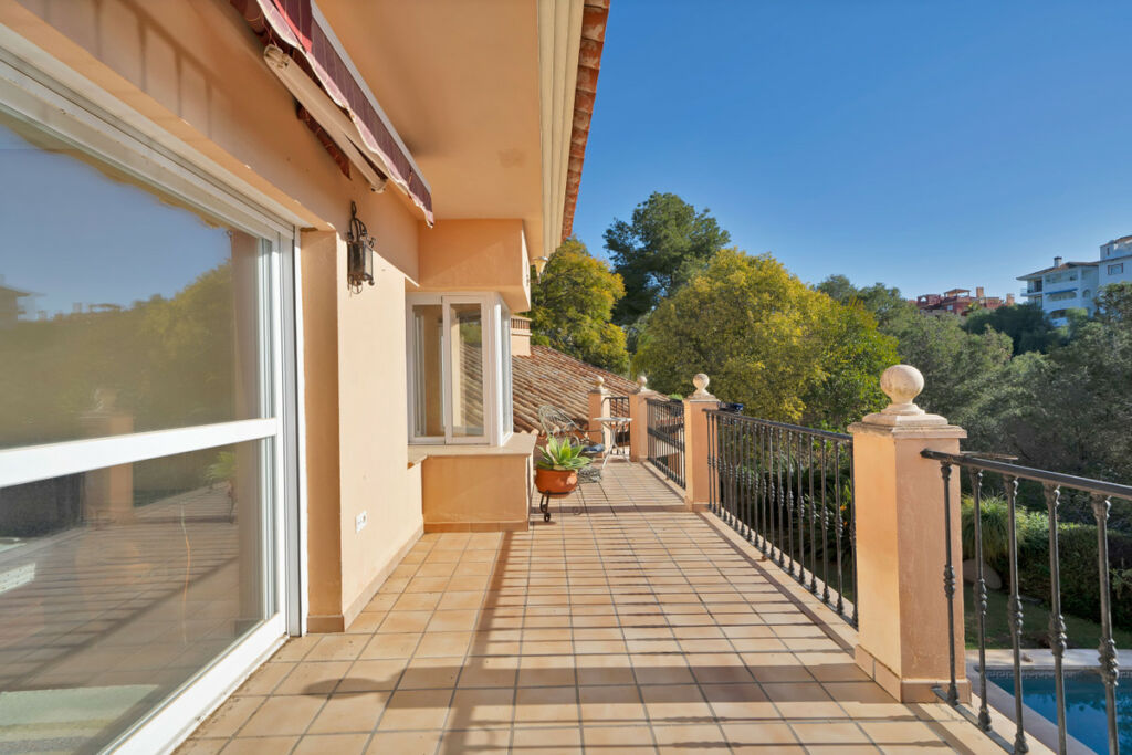 Detached Villa Hacienda Las Chapas Málaga - image 26