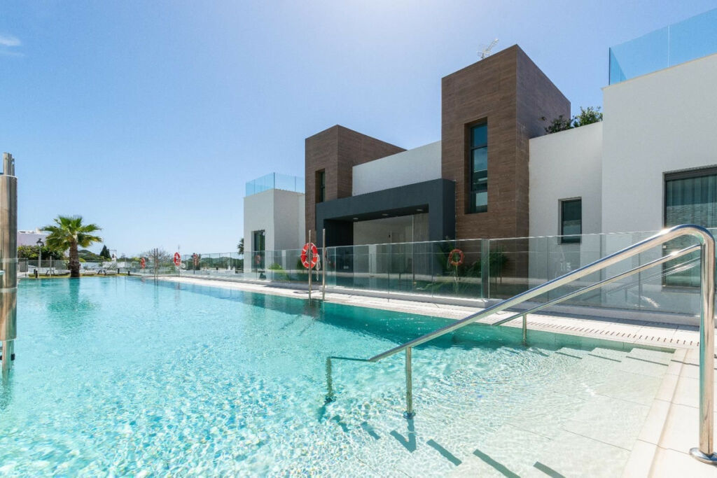 Duplex Artola Málaga - image 26