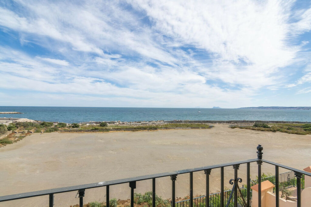 Townhouse Estepona Málaga - image 27