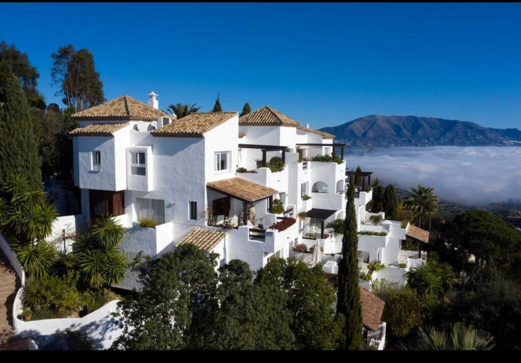 Top Floor Apartment Marbella Málaga - image 27