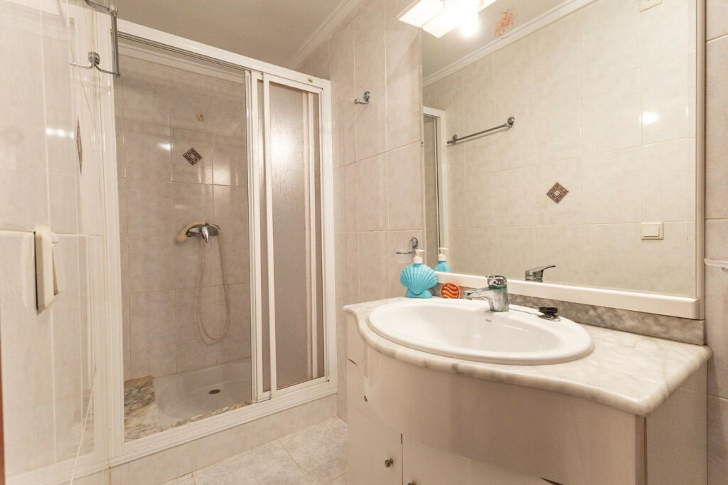 Detached Villa Ciudad Quesada Alicante - image 27