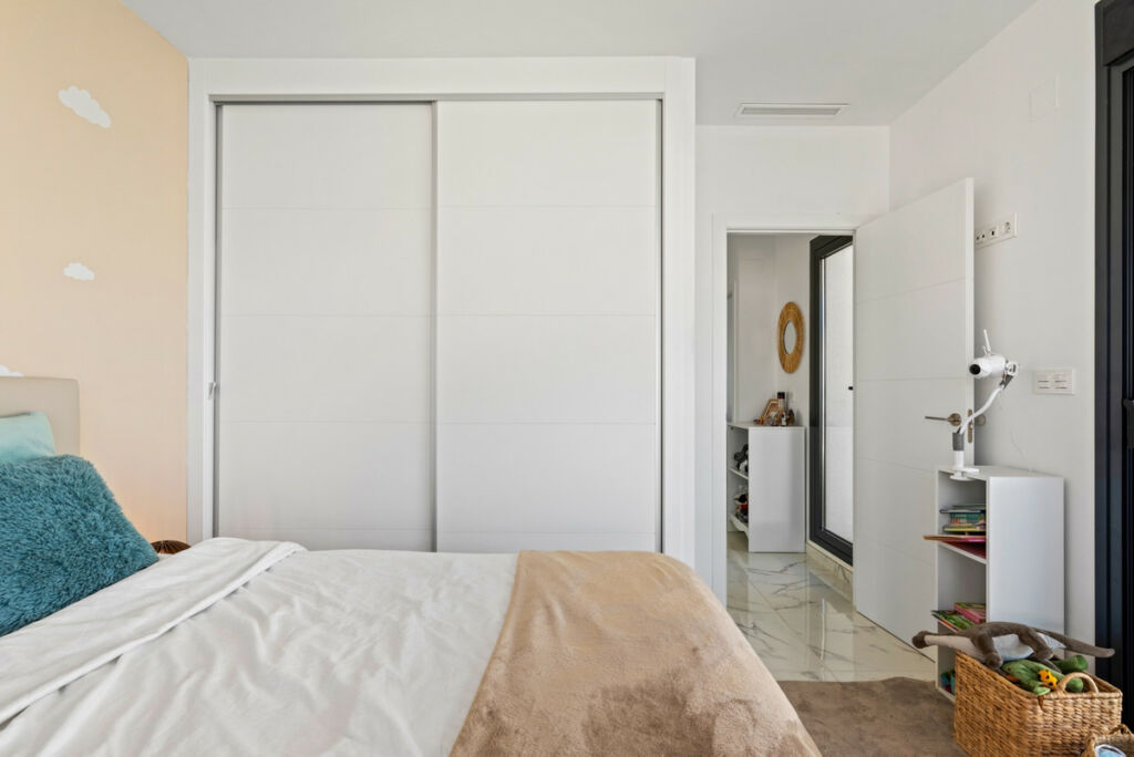 Detached Villa Los Montesinos Alicante - image 26