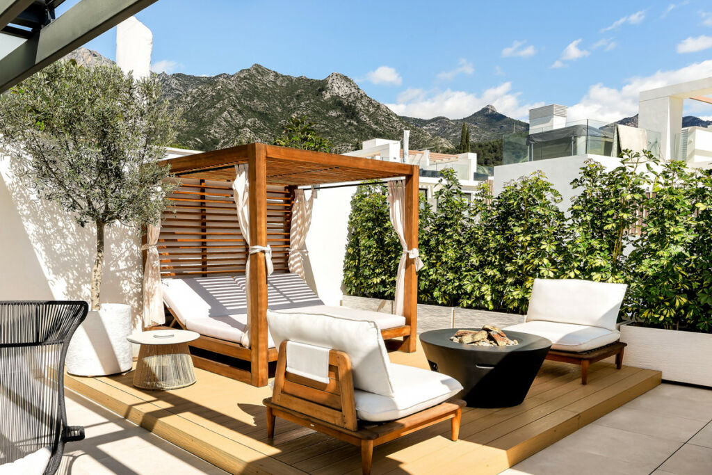Semi-Detached House Sierra Blanca Málaga - image 27