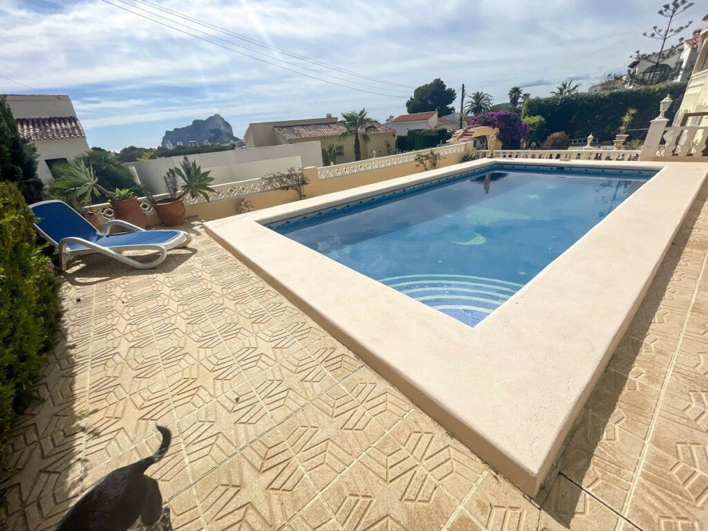Detached Villa Calpe Alicante - image 2