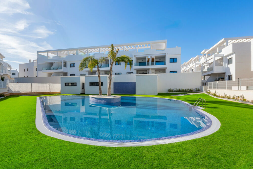 Penthouse Los Balcones Alicante - image 27