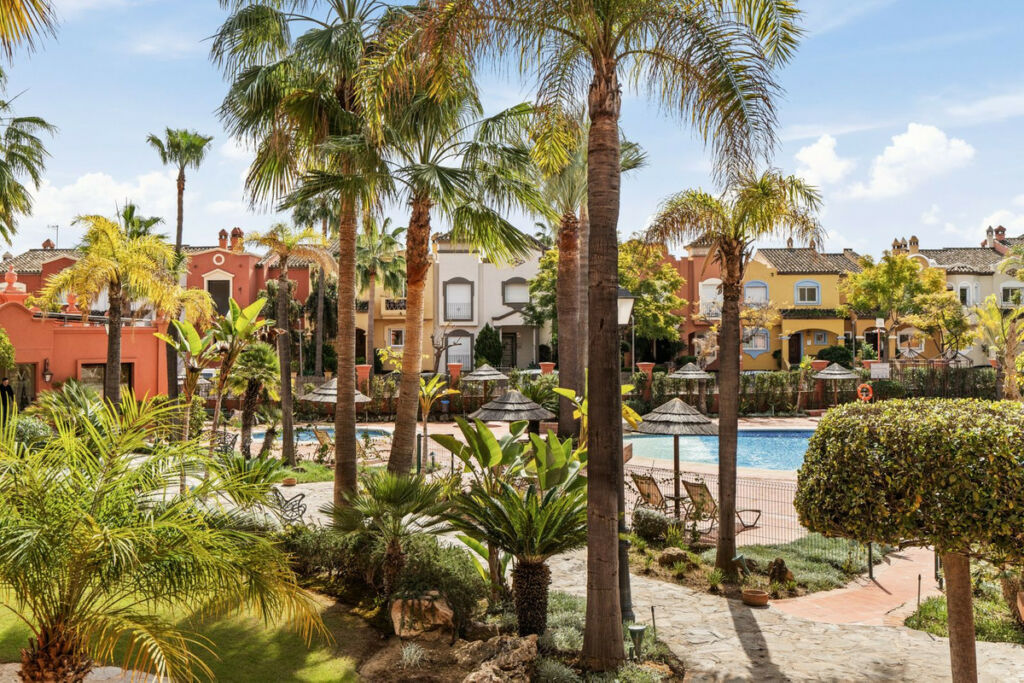 Ground Floor Apartment Puerto Banús Málaga - image 27