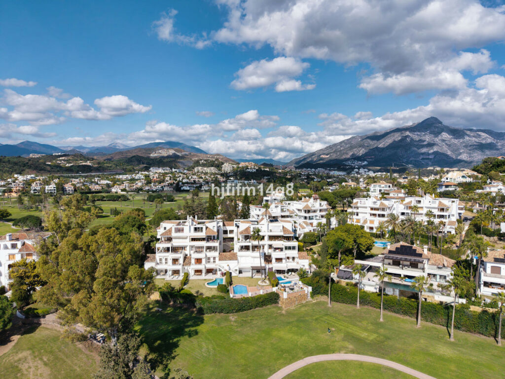 Penthouse Duplex Nueva Andalucía Málaga - image 27