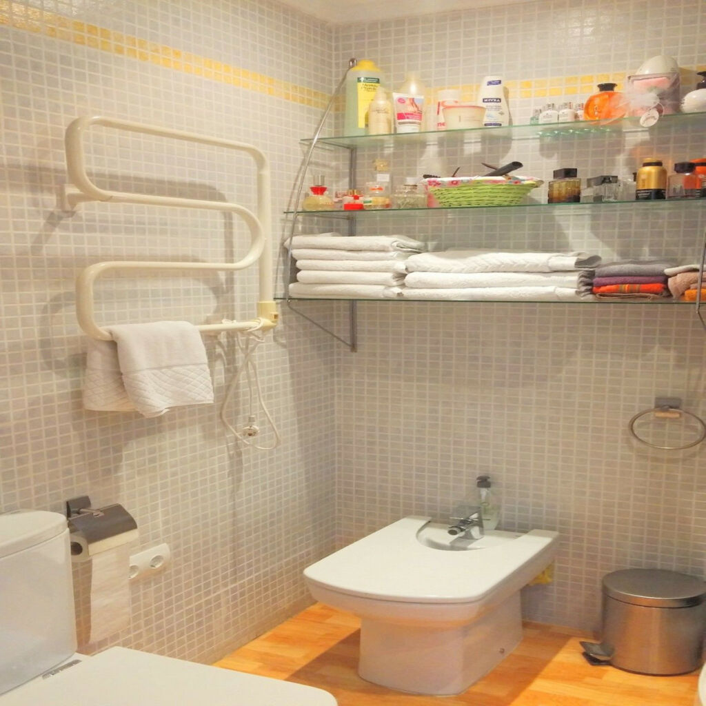 Middle Floor Apartment Estepona Málaga - image 27