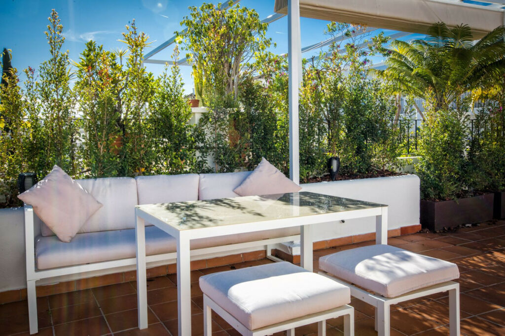 Townhouse Aloha Málaga - image 27