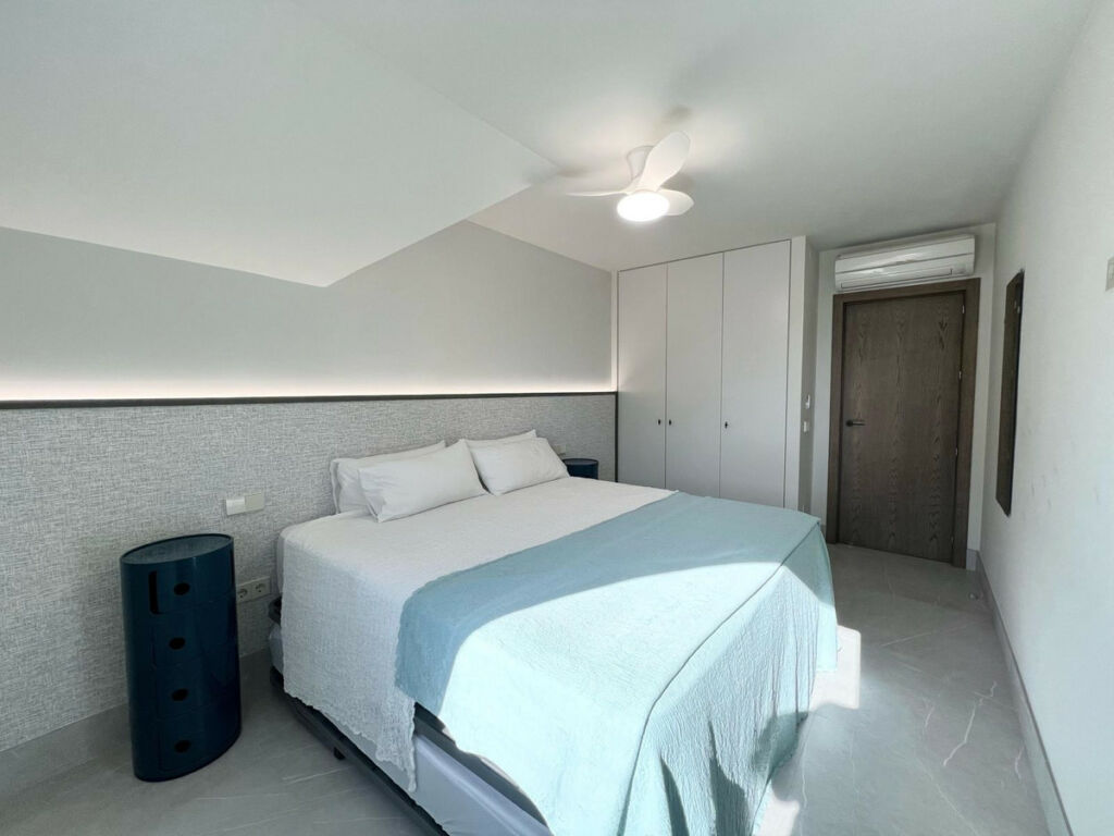 Penthouse Fuengirola Málaga - image 27