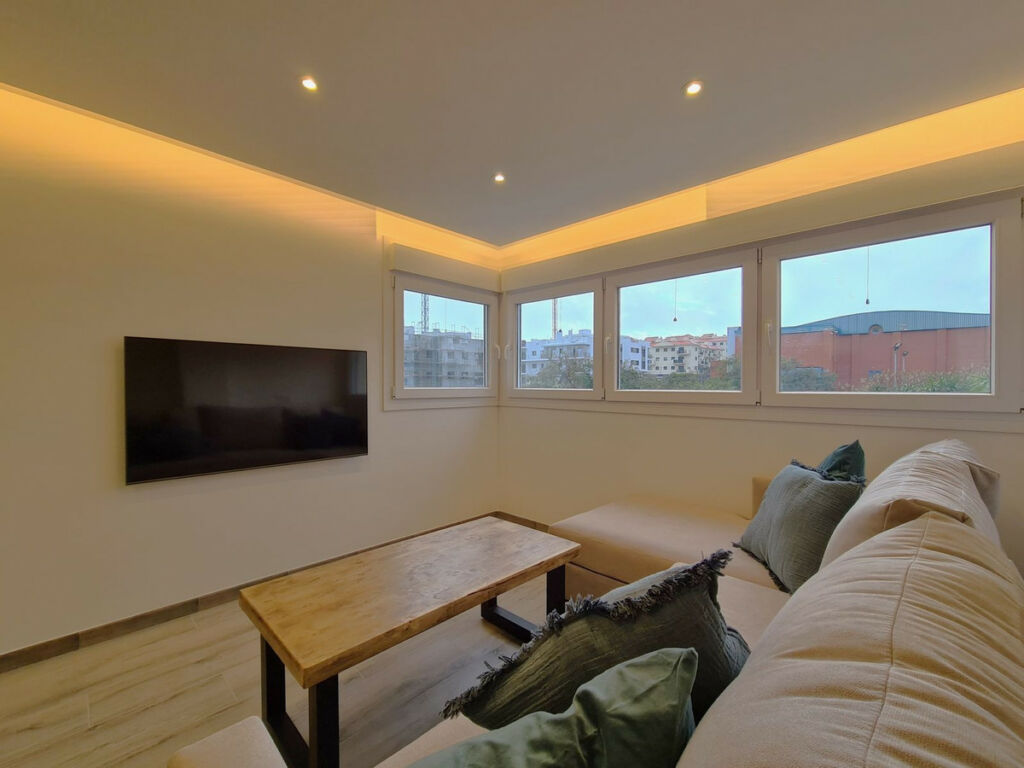 Middle Floor Apartment Estepona Málaga - image 29