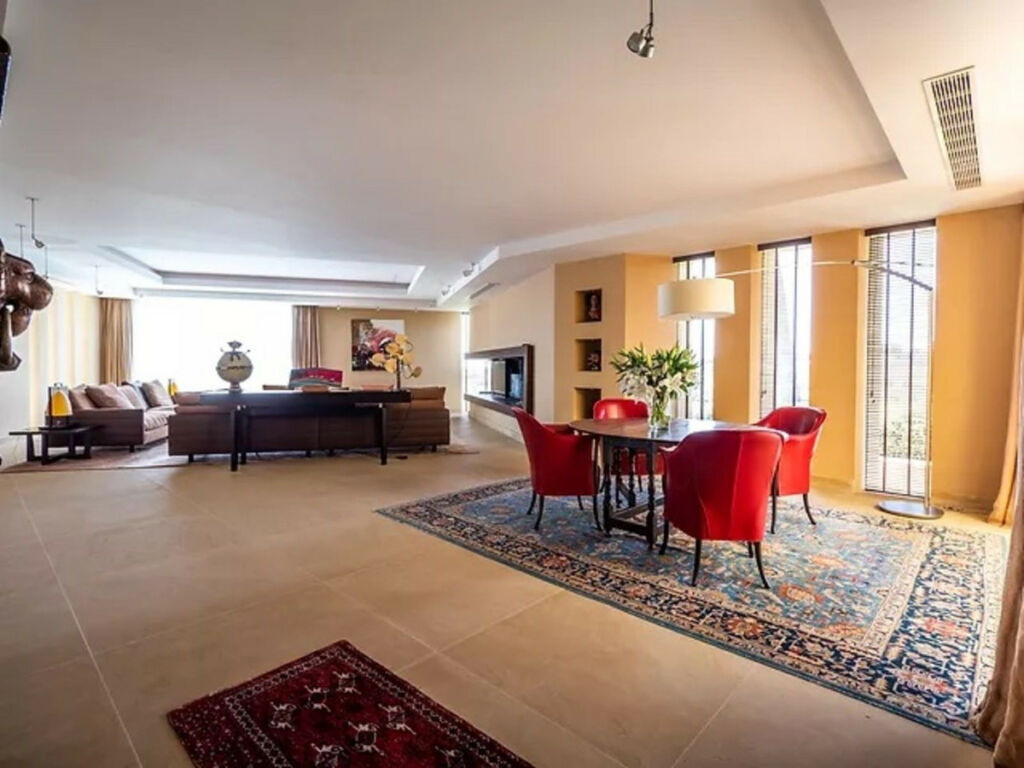 Detached Villa Sotogrande Alto Cádiz - image 28