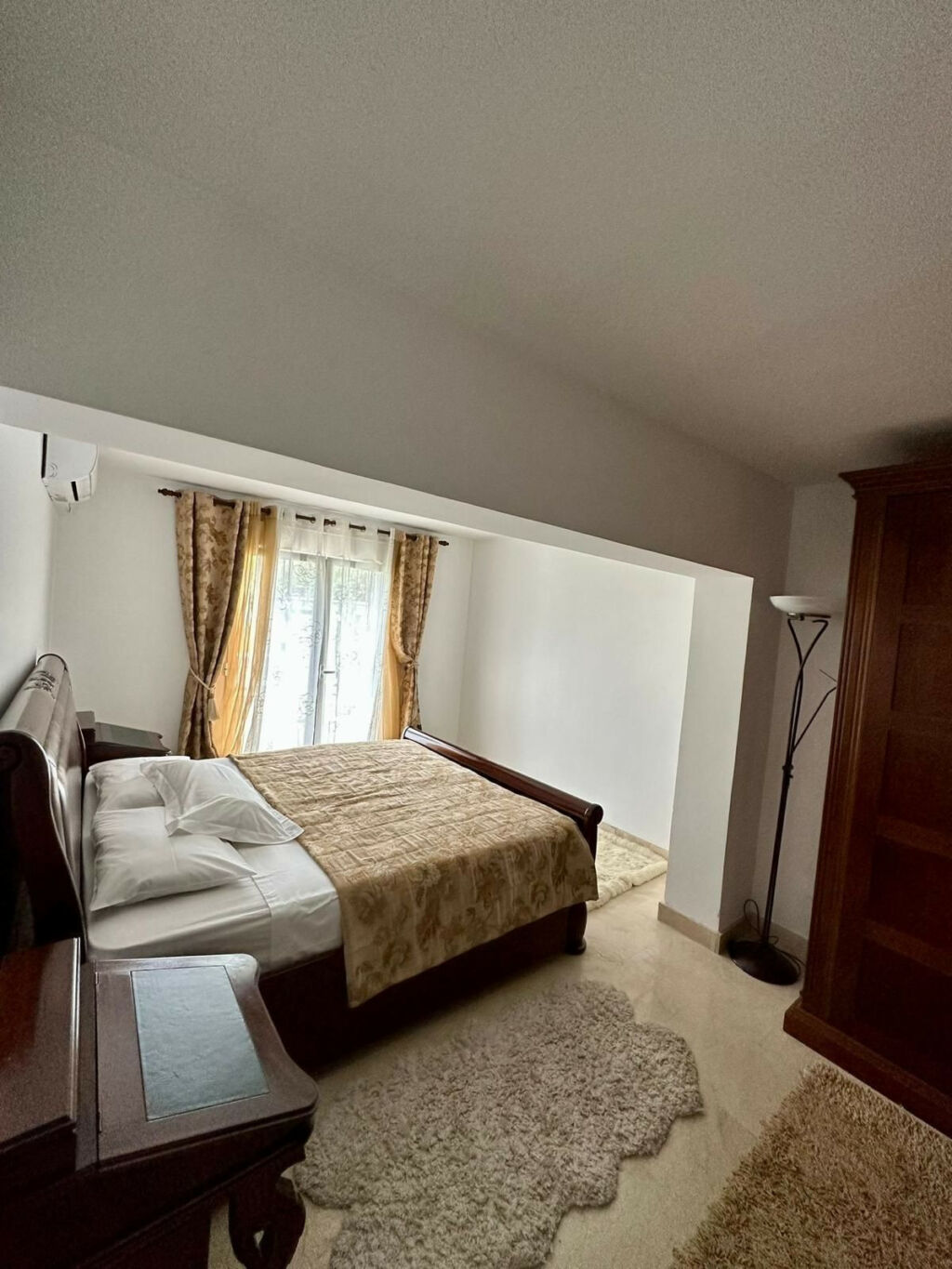 Detached Villa Estepona Málaga - image 28