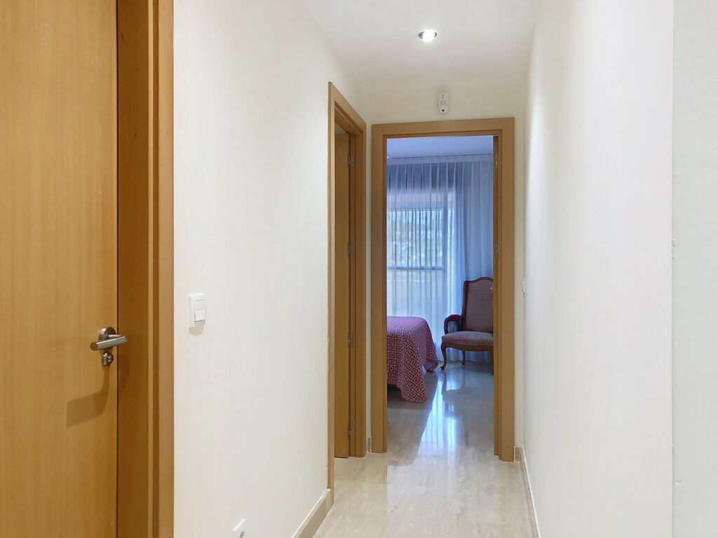 Middle Floor Apartment Estepona Málaga - image 28