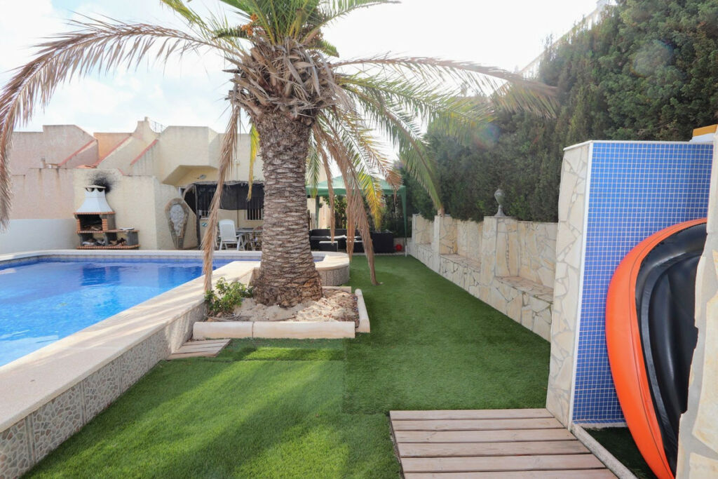 Detached Villa Los Balcones Alicante - image 28