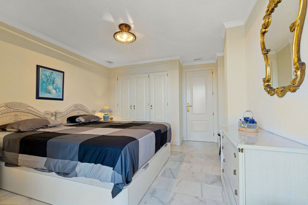 Penthouse Fuengirola Málaga - image 28