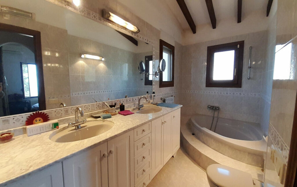 Detached Villa Denia Alicante - image 28
