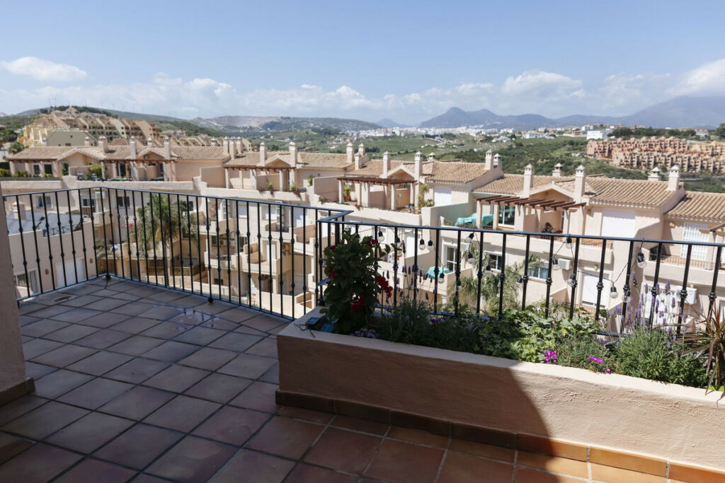 Penthouse Manilva Málaga - image 28