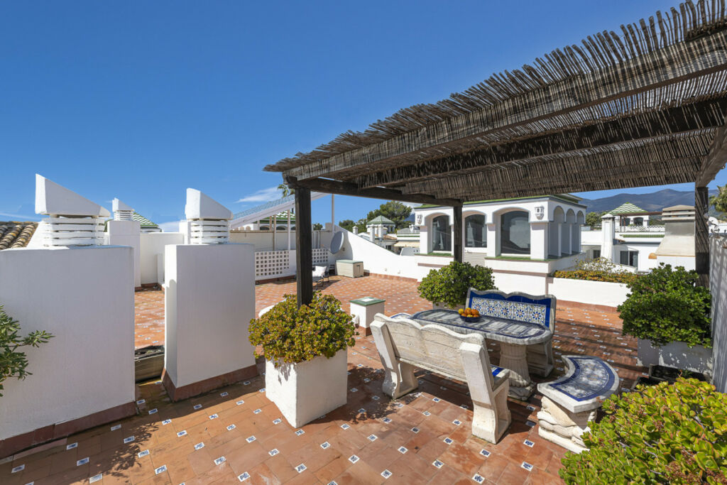 Penthouse Duplex Estepona Málaga - image 28