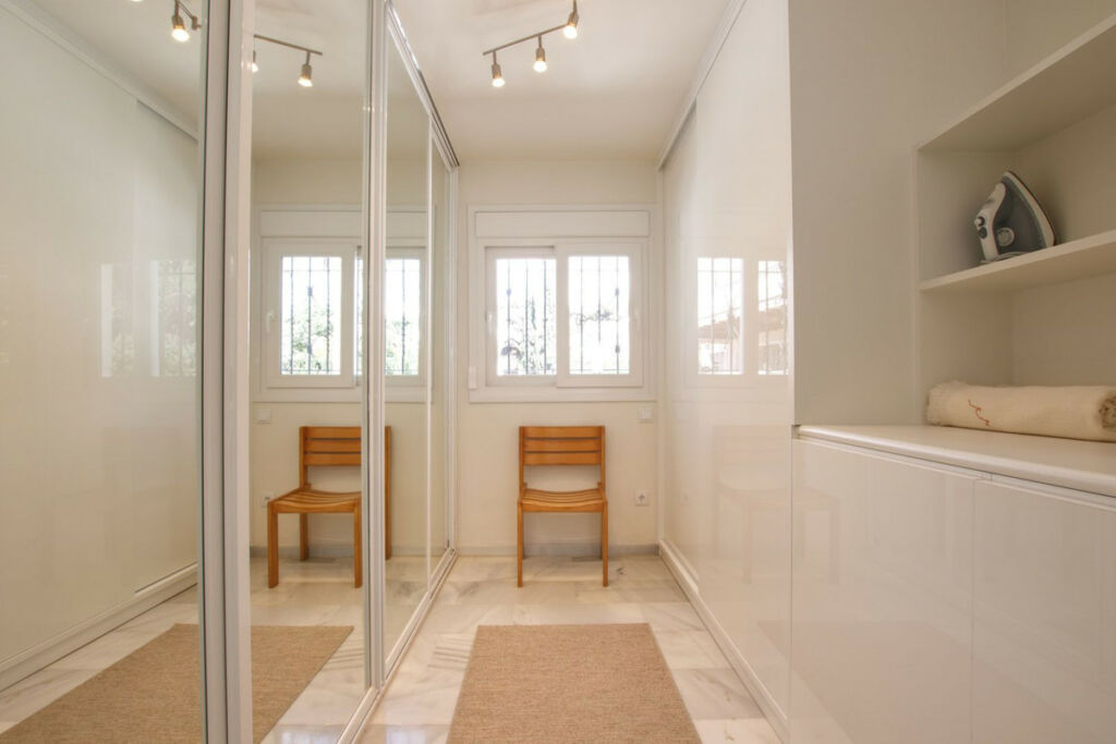 Detached Villa Costabella Málaga - image 28