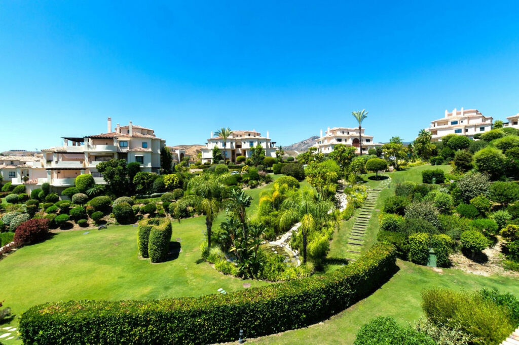 Penthouse Duplex Benahavís Málaga - image 28