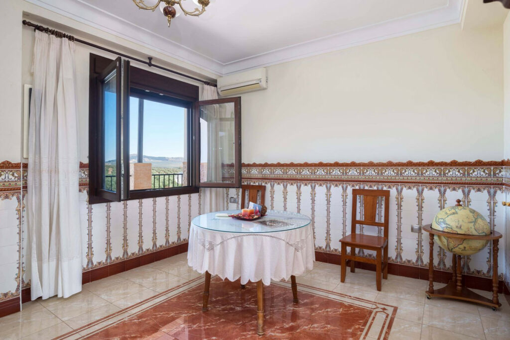 Detached Villa Antequera Málaga - image 29