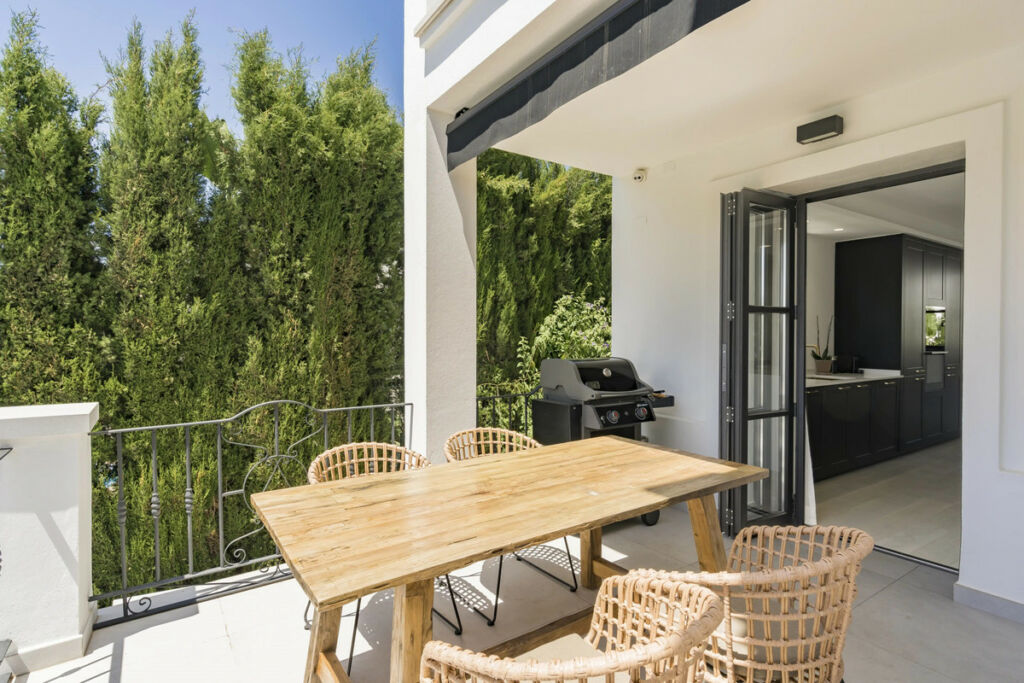 Detached Villa Benahavís Málaga - image 26