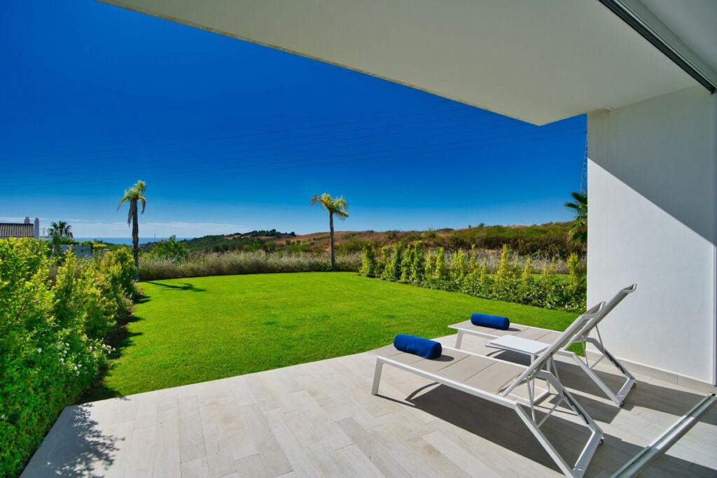 Ground Floor Apartment Estepona Málaga - image 29