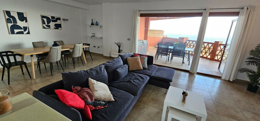 Penthouse Benalmadena Málaga - image 3