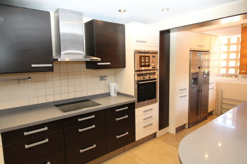 Semi-Detached House The Golden Mile Málaga - image 3