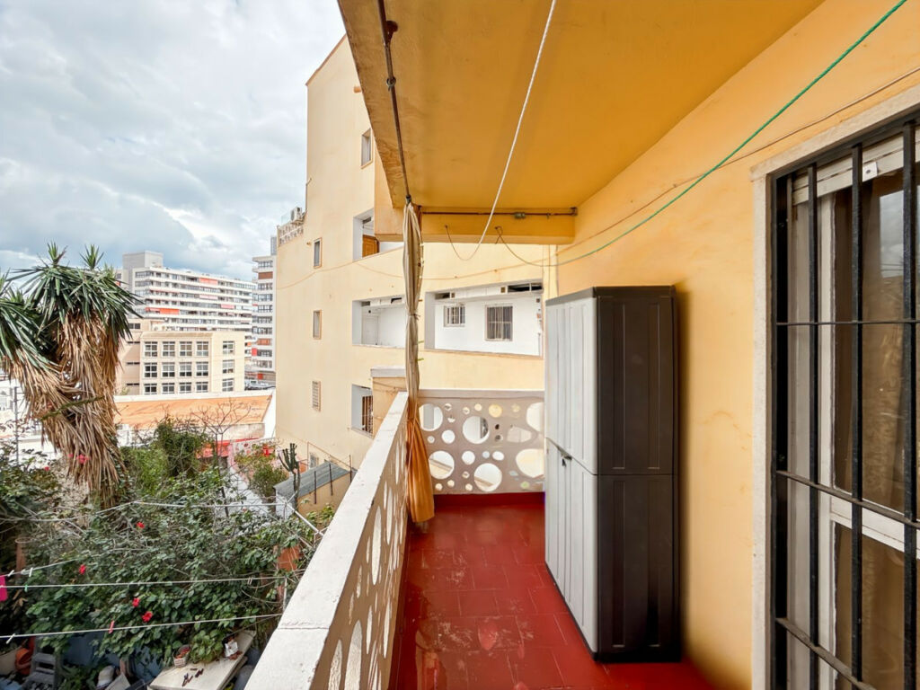 Middle Floor Studio El Calvario Málaga - image 3