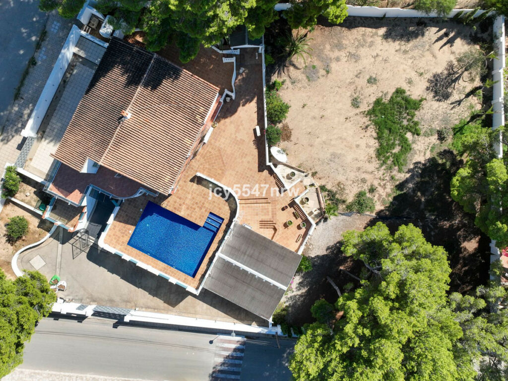 Detached Villa Moraira Alicante - image 3