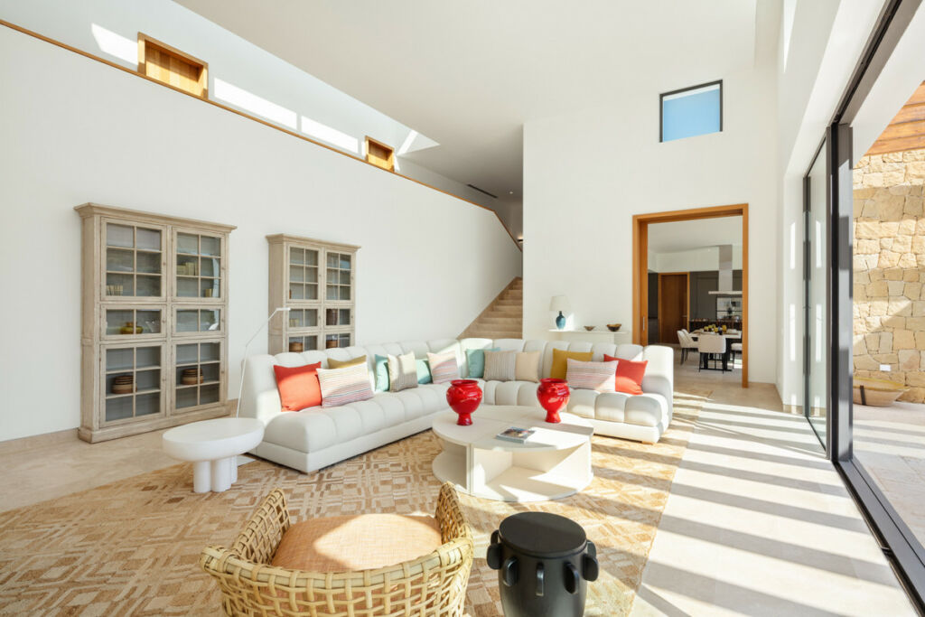 Detached Villa Casares Málaga - image 3