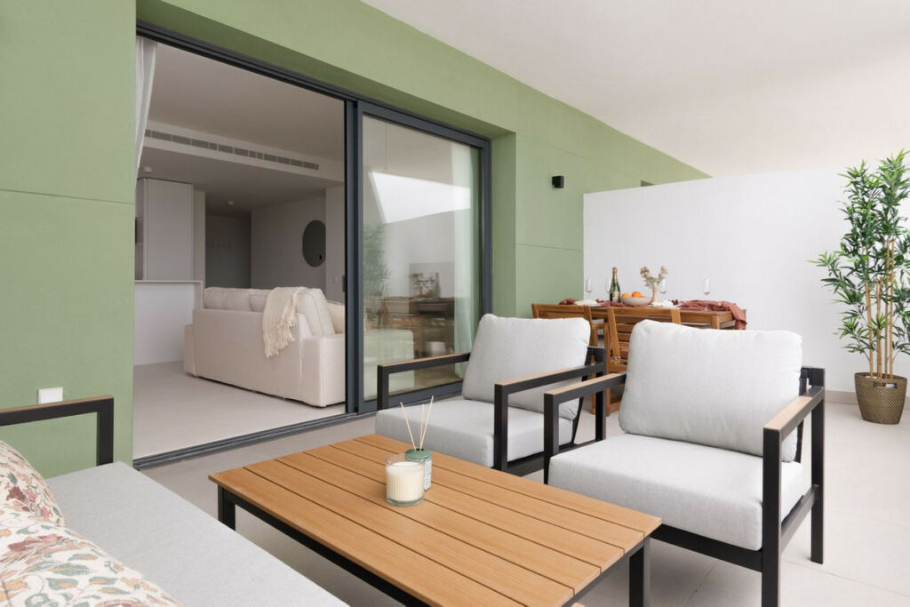 Ground Floor Apartment La Cala de Mijas Málaga - image 3